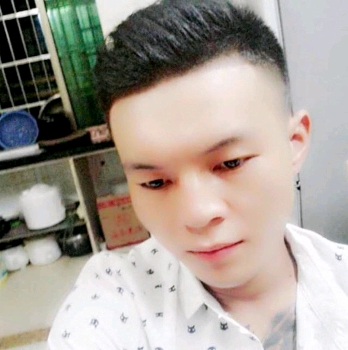 子龙的第一张照片--光泽相亲网