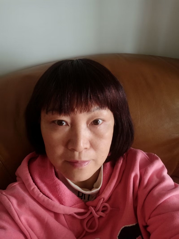 红玫瑰的第一张照片--光泽相亲网