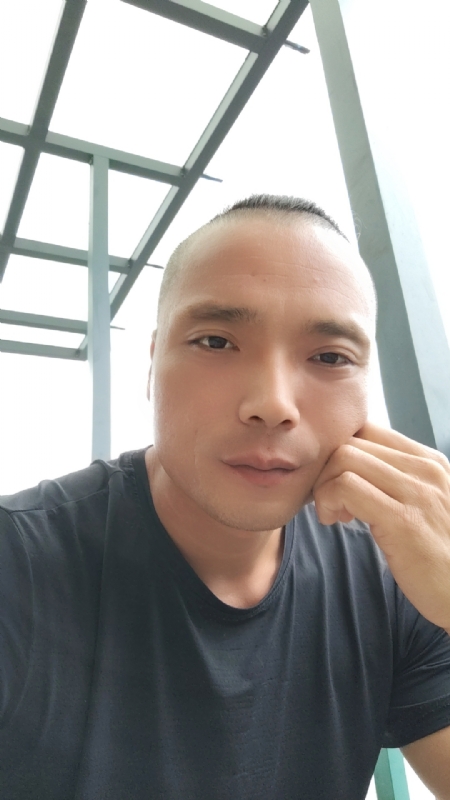 伯爵的第三张照片--光泽相亲网