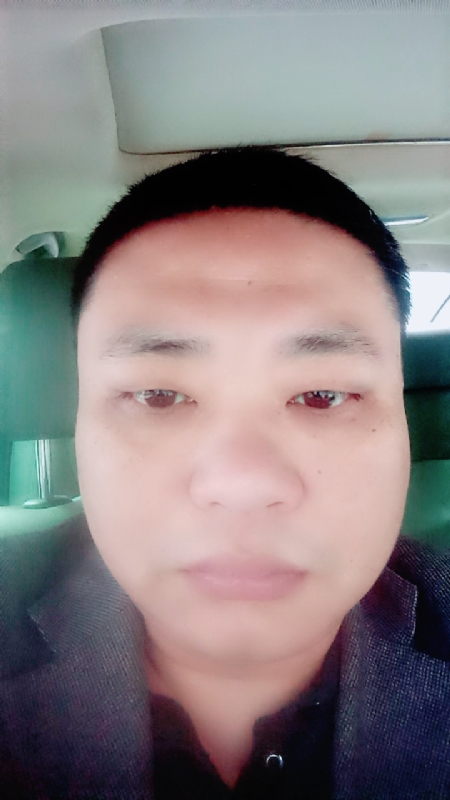向日葵的第一张照片--光泽相亲网