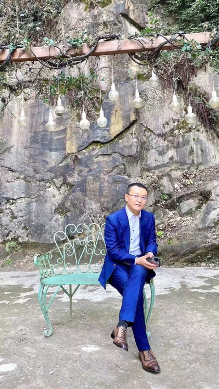 dikson的第一张照片--光泽相亲网