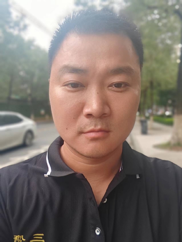 独寂的第一张照片--光泽相亲网