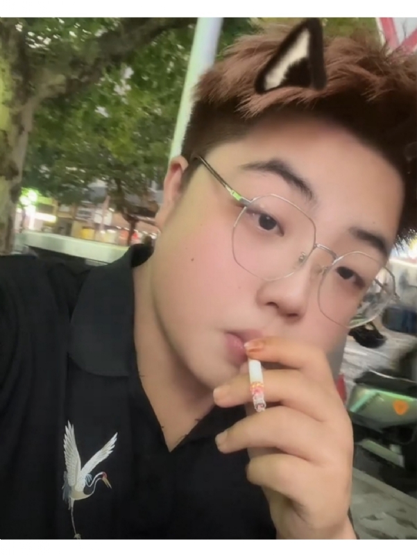 不循环的缘的第一张照片--光泽相亲网